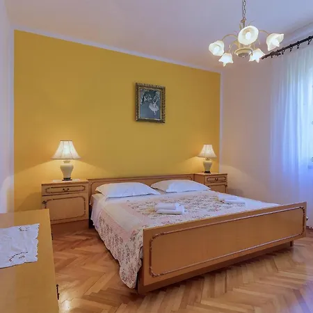 Appartamento Dubravka 1999 Fažana